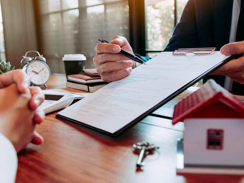 Podpis kupní smlouvy s advokátní úschovou